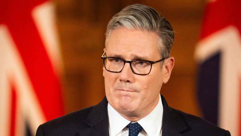 Un roman si doi ucraineni, in fata justitiei britanice. Sunt acuzati ca au incendiat proprietati ale premierului Keir Starmer Imagine