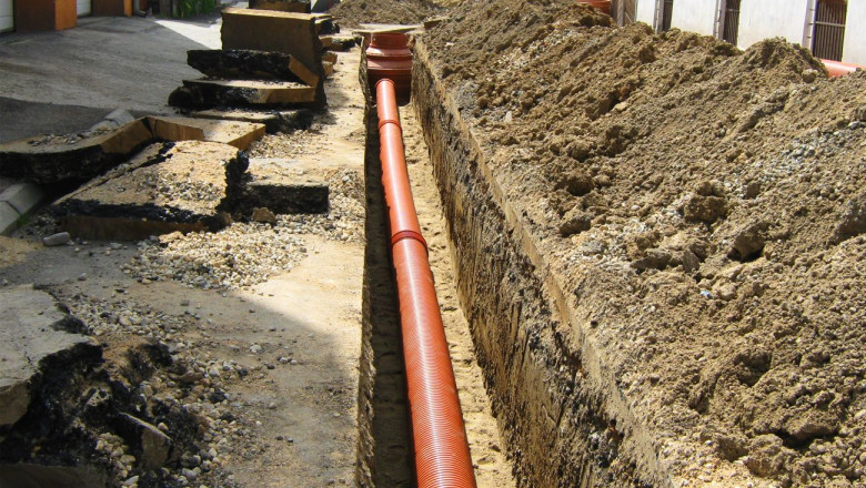 Un santier numit Oradea. Pe 200 de strazi din oras vor fi schimbate si modernizate retelele de canalizare Imagine