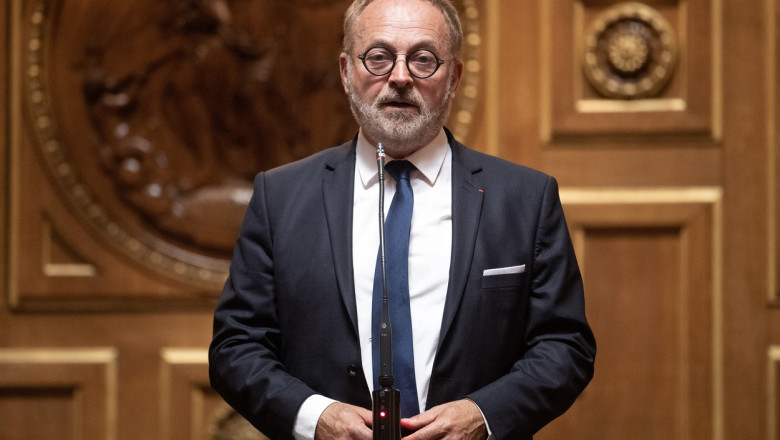 Un senator francez a fost arestat dupa ce ar fi drogat o deputata pentru a o viola Imagine