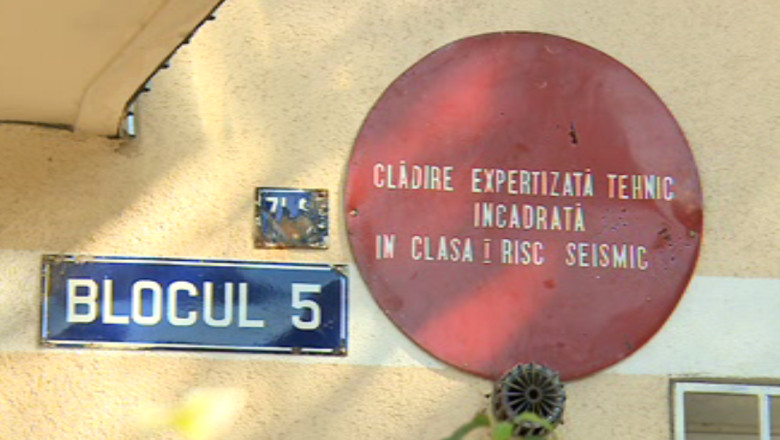 Un sfert dintre blocurile din Barlad sunt marcate cu bulina rosie Imagine