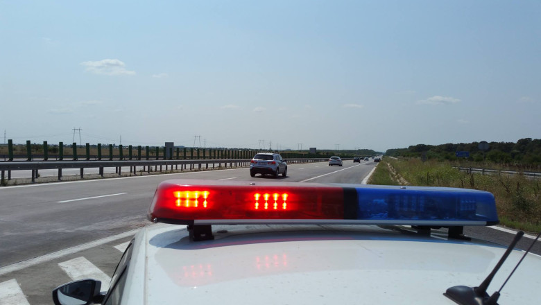 Un sofer a fost prins pe Drumul Expres 12 circuland cu peste 120 km/ora peste limita legala Imagine