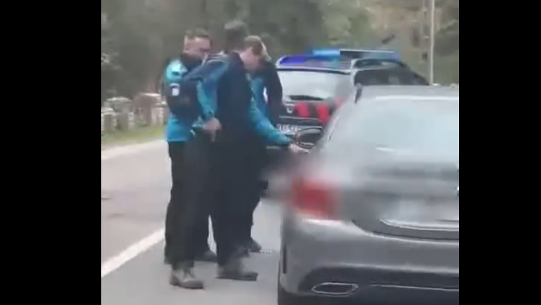 Un sofer beat a fost prins de politisti in Harghita, dupa ce chiar el i-a chemat la barul unde consumase alcool Imagine