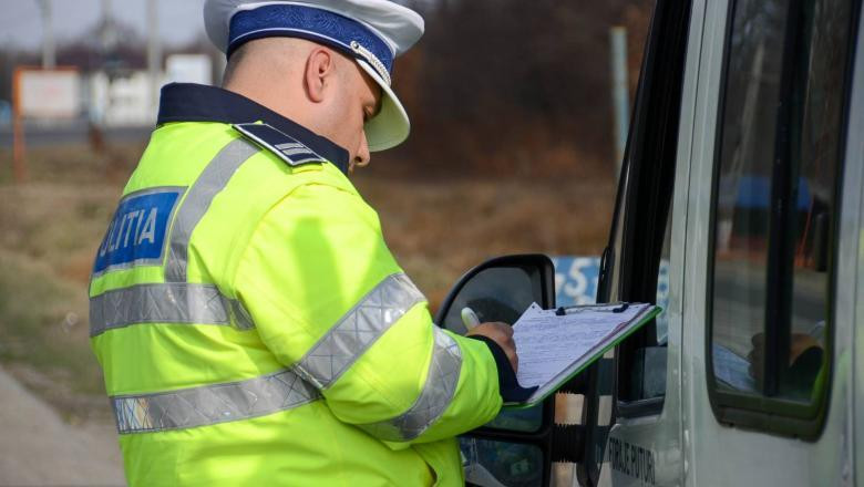 Un sofer de 72 de ani a ramas fara permis dupa ce a condus 9 kilometri pe contrasens pe autostrada Imagine