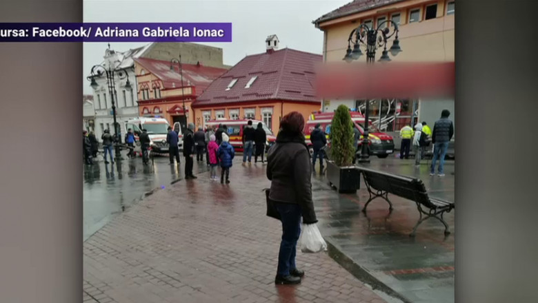 Un sofer de camion s-a inecat cu o bomboana in timp ce conducea si a intrat cu masina in 3 oameni. Un preot a murit Imagine
