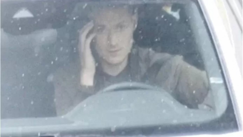 Un sofer olandez a fost amendat dupa ce o camera cu inteligenta artificiala a interpretat gresit gestul pe care l-a facut cu mana Imagine