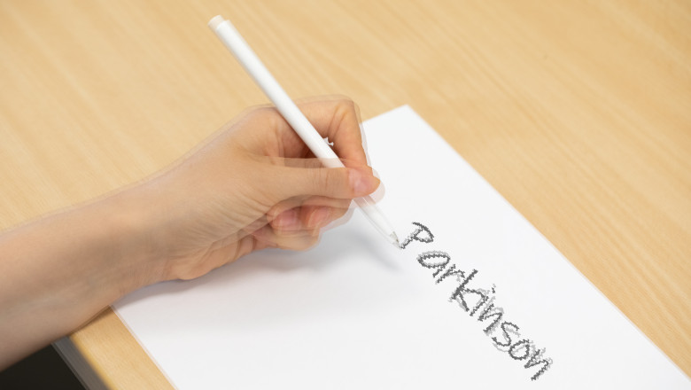 Un stilou cu inteligenta artificiala detecteaza boala Parkinson prin analiza scrisului de mana, cu o acuratete de peste 95% Imagine