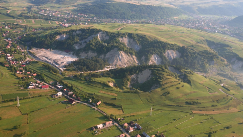 Un strand de 5.600 de metri patrati se construieste la Praid, cu 1,55 milioane de euro Imagine