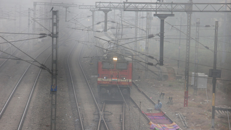 Un tren din India scapat de sub control a circulat 70 de kilometri fara conductor Imagine