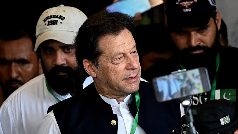 Un tribunal a ordonat eliberarea lui Imran Khan din inchisoare. Fostul premier pakistanez are peste 200 de dosare penale Imagine
