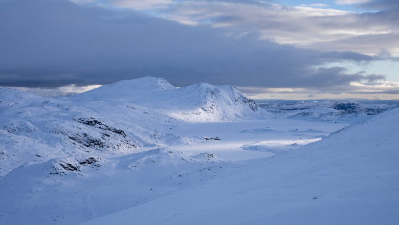 Un turist a murit, iar altul a fost grav ranit dupa ce o avalansa i-a surprins pe un munte din Norvegia Imagine