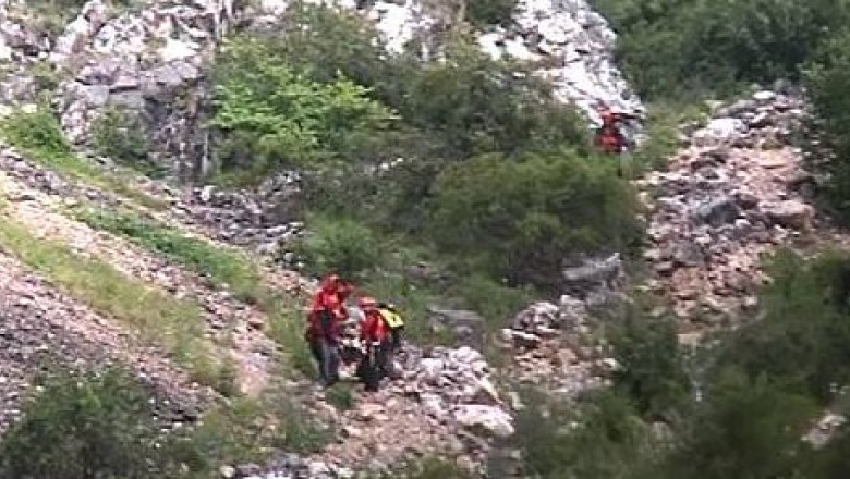 Un turist din Ungaria a murit dupa ce a cazut intr-o prapastie, in judetul Bihor Imagine