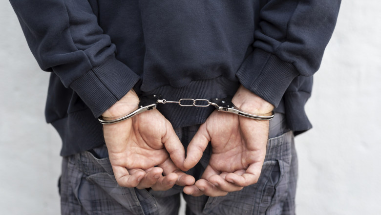 Un ucrainean a fost arestat in Bucuresti, dupa ce si-a ucis iubita si s-a aruncat in fata unei garnituri de metrou Imagine