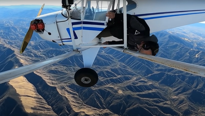 Un YouTuber care s-a prabusit intentionat cu un avion risca pana la 20 de ani de inchisoare. El si-a recunoscut fapta Imagine
