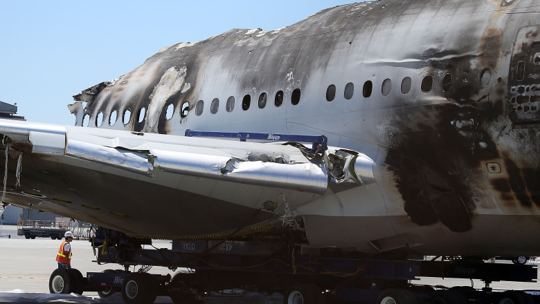 Una dintre victimele accidentului aviatic din San Francisco a fost calcata de un camion de pompieri Imagine