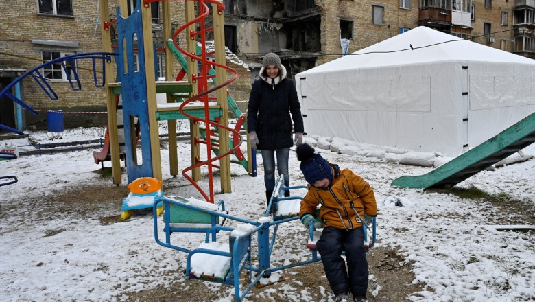 UNICEF: 7 milioane de copii din Ucraina, amenintati de distrugerile din sectorul energetic Imagine