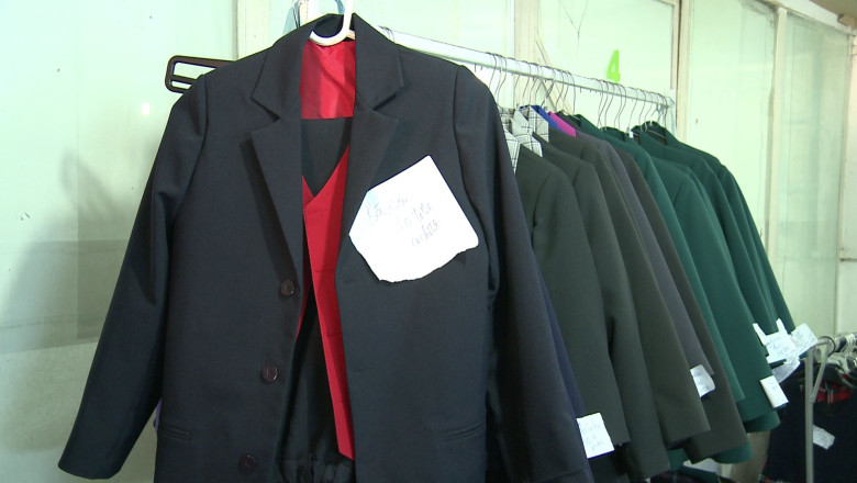 Uniformele scolare, la mare cautare Imagine