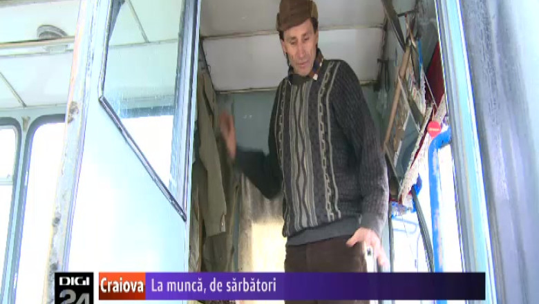 Unii craioveni sunt la munca de sarbatori Imagine