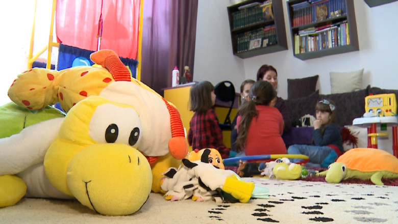 Unii elevi au facut ore chiar daca scoala a fost inchisa Imagine