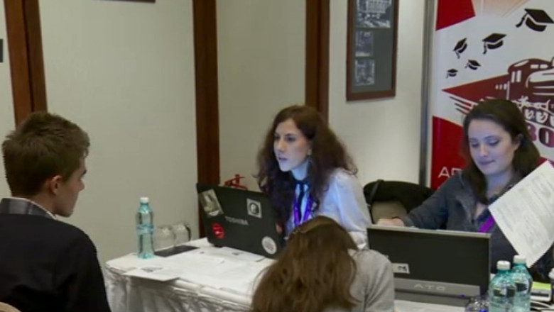 Universitatile straine cauta studenti romani la un targ din Capitala Imagine