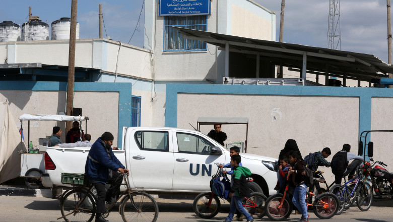UPDATE. Agentia ONU pentru refugiati spune ca sediul sau din Gaza nu a fost, de fapt, jefuit Imagine