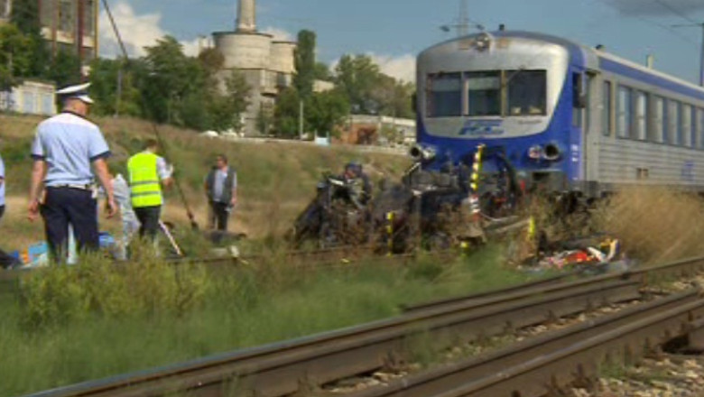 UPDATE. Bilantul accidentului de tren de la Iasi - 11 morti. Ultimii doi pasageri au murit la spital Imagine