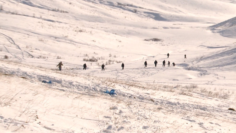 UPDATE. Fetita disparuta din Popesti a fost gasita in municipiul Iasi. Apelul la 112 a fost facut de o femeie care a recunoscut-o. Copila era intr-un autobuz Imagine
