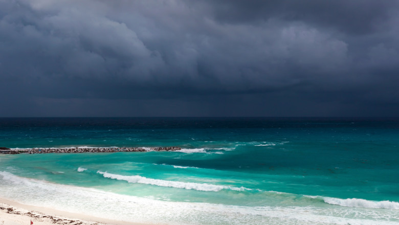 Uraganul Erick se indreapta spre sudul Mexicului. Avertizare de furtuna devastatoare Imagine