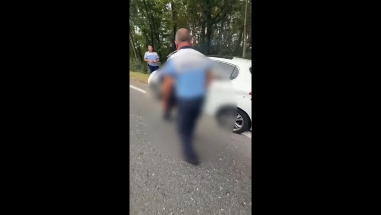 Urmarire periculoasa in trafic pe DN1. Un sofer care a furat o masina a fost oprit de politisti dupa ce au tras cu arma in cauciucuri Imagine