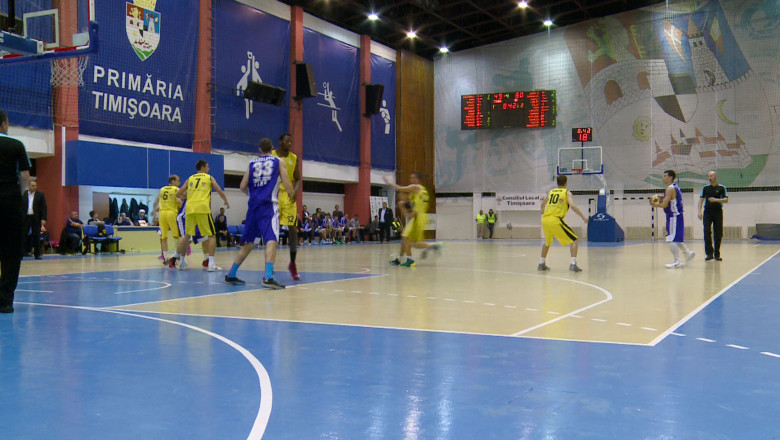 ”Ursii”, invinsi de ”lei”: Timba - BC Timisoara 60 - 92 in derby-ul orasului Imagine