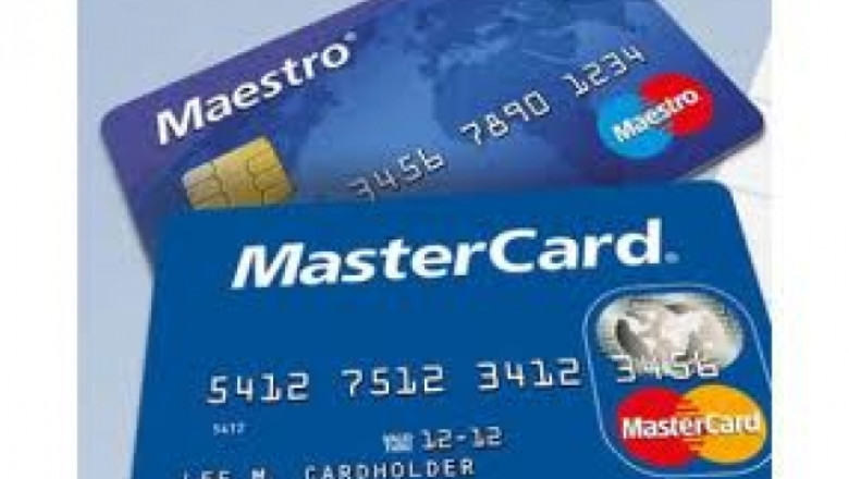 UTILITAR. Cum blocam un card bancar Imagine