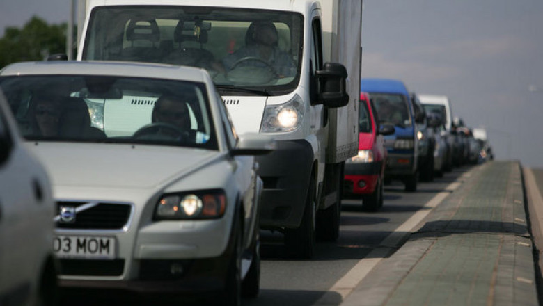 Vacanta de Sfanta Maria s-a sfarsit. Traficul pe sosele a fost supravegheat de 2.000 de politisti Imagine