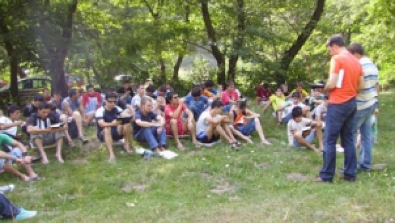 Vacanta in conditii decente. Autoritatile din Brasov si Timis investesc in renovarea taberelor scolare Imagine