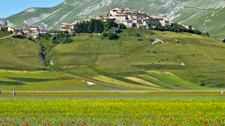 VACANTA. Topul celor mai vizitate orase medievale Imagine