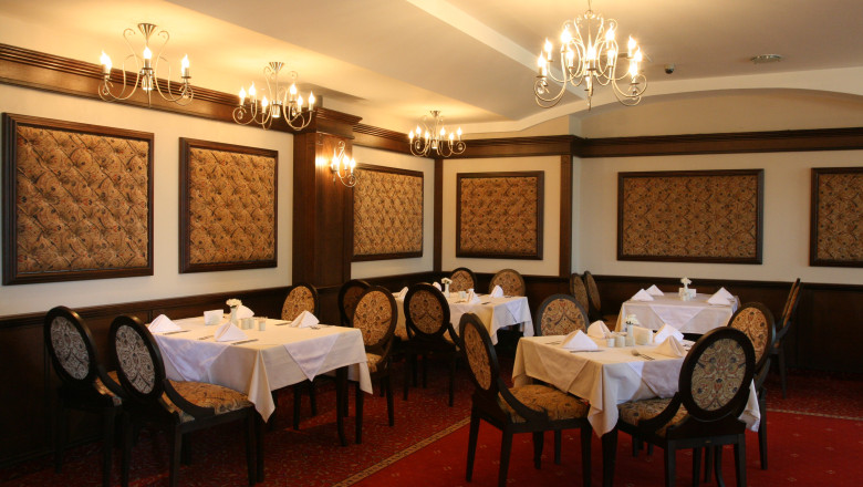 Vacante la pret redus. Reguli si sfaturi pentru a reduce factura cazarii Imagine