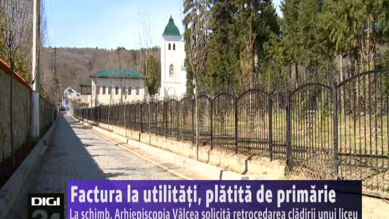 Valcea. Factura la utilitati, platita de primarie. La schimb, Arhiepiscopia Valcea solicita autoritatilor locale retrocedarea cladirii unui liceu   Imagine