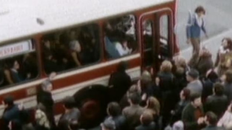 „Valuta pentru germani”, un film despre cei 300 de mii de sasi si svabi din Romania cumparati de Germania Imagine