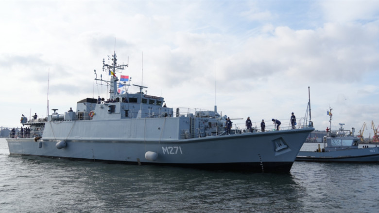 Vanatorul de mine cumparat de Romania de la Marina Regala Britanica a ajuns in portul militar Constanta Imagine