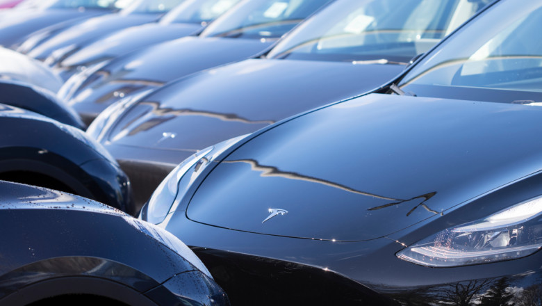 Vanzarile Tesla s-au prabusit cu peste 70% in Germania, dupa implicarea lui Elon Musk in alegeri Imagine