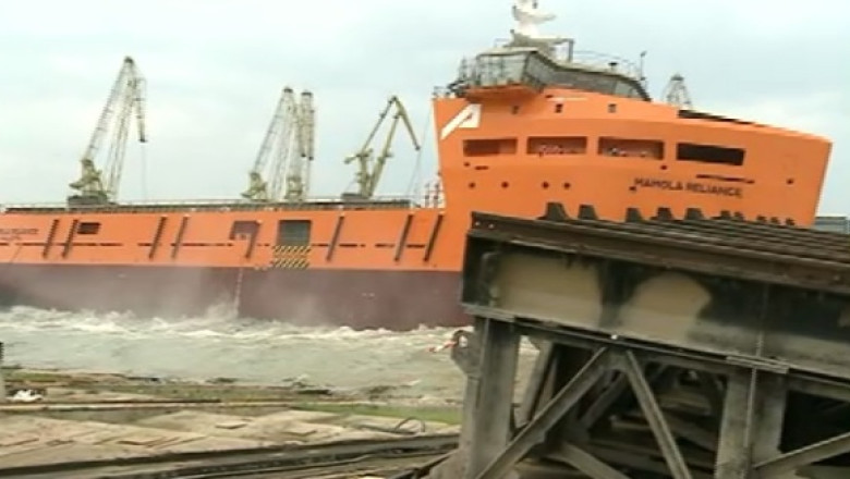 Vas pentru elvetieni, construit la Galati Imagine