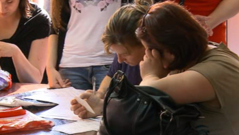 VASLUI. Inghesuiala la cartile de identitate Imagine