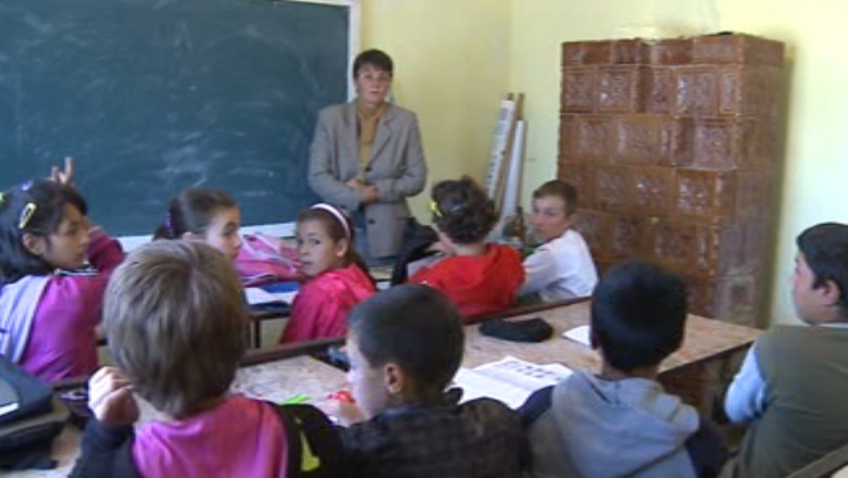 VASLUI. Invata carte in ocolul Silvic si intr-un fost dispensar Imagine