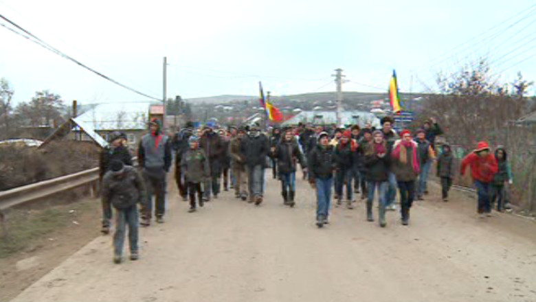 VASLUI. Mars de protest pe ulitele din comuna Pungesti Imagine