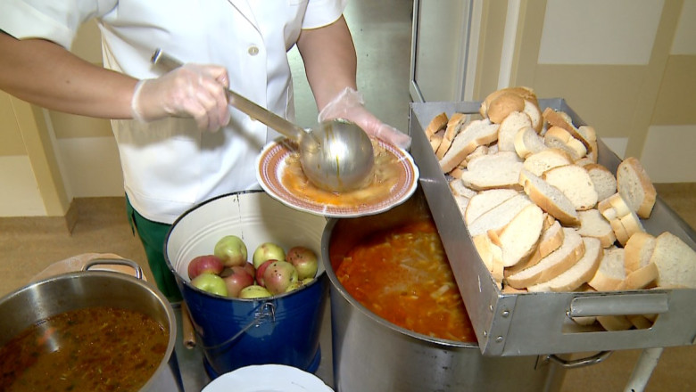 VASLUI. Pacientii de la Spitalul de Urgente, hraniti doar cu legume Imagine