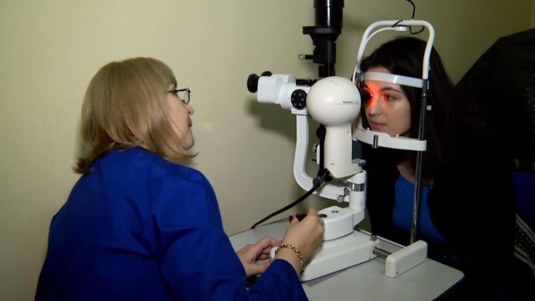 Verificari medicale gratuite. Consultatiile sunt oferite de doi medici, un deputat si un senator UNPR Imagine