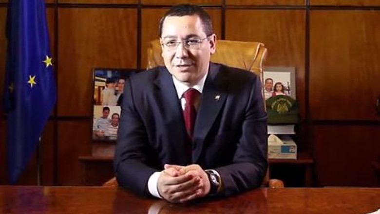 Victor Ponta, mesaj de Craciun pentru romani: Imi doresc sa fie cat mai bucurosi alaturi de cei dragi Imagine