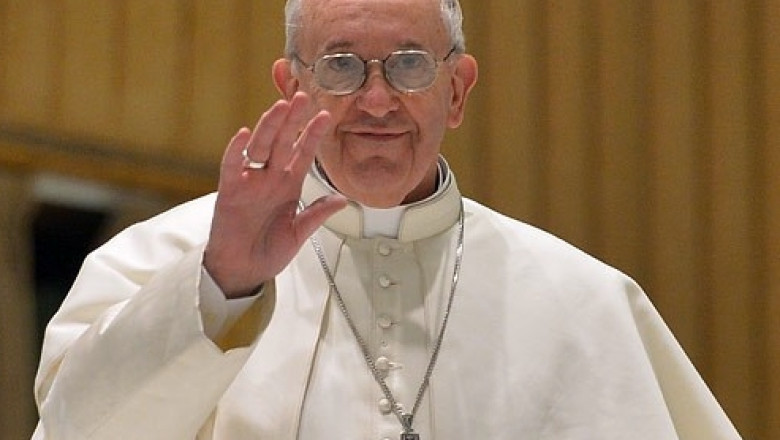 Victor Ponta pleaca la Roma cu o aeronava militara. Premierul ar urma sa fie primit si de Papa Francisc Imagine