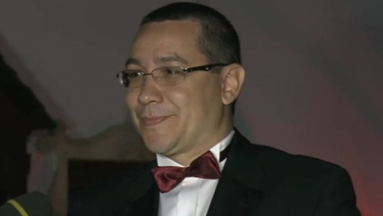 Victor Ponta s-a lasat asteptat la ceremonia de decorare a Principesei Maria: „Am primit permisiunea de la Alteta Sa Regala” Imagine