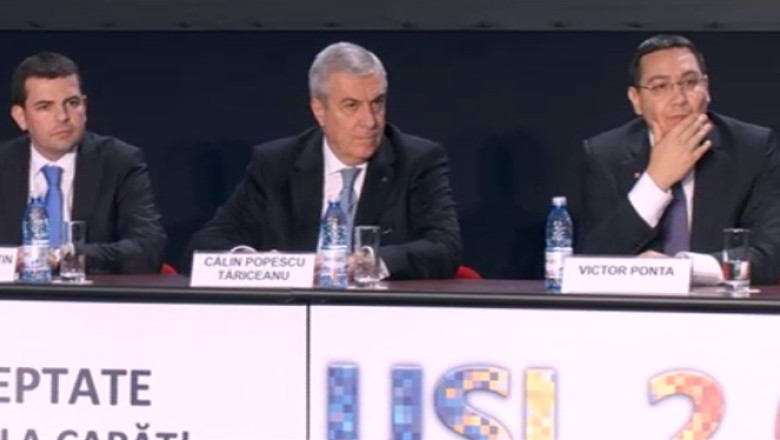 Victor Ponta si Calin Popescu Tariceanu semneaza declaratia USL 2.0 Imagine