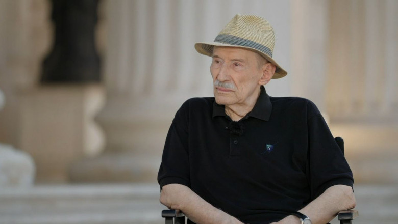 Victor Rebengiuc: „Am primit mesaje de amenintare. Mi-au scris ca vor sa imi calce in picioare ramasitele sangerande” Imagine