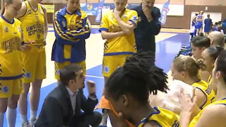 Victoria de dupa infrangere. Universitatea Goldis ICIM Arad - CSBT Alexandria 74-70 Imagine